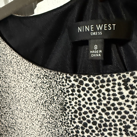 💰Nine West Elegant Black and White Sleeveless Dress - Picture 2 of 10